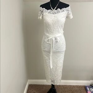 Elegant White Lace Off-Shoulder Dress